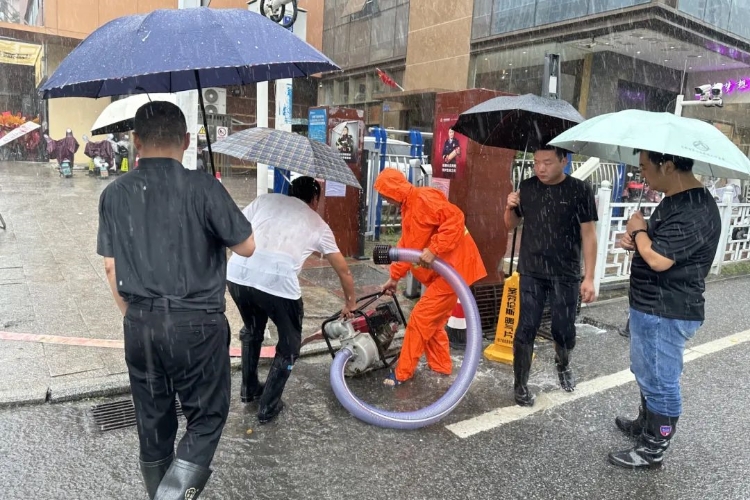 三里庵街道.jpg