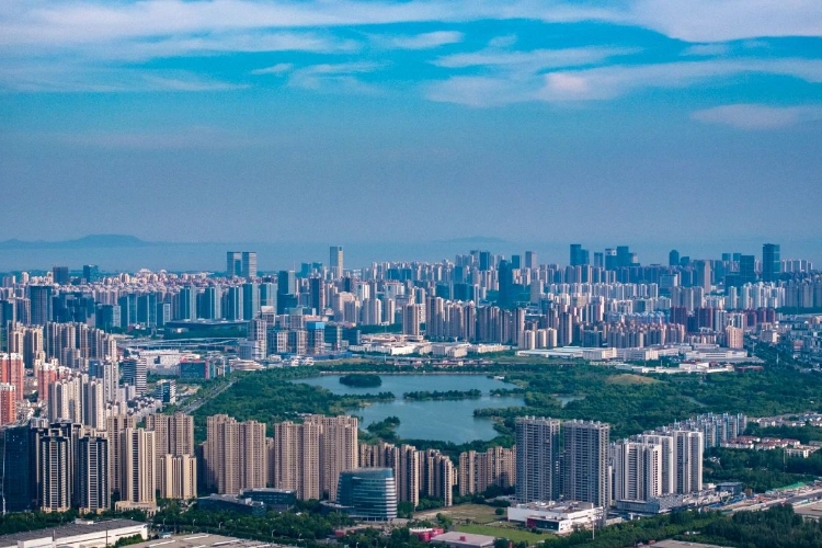 南艳湖公园.jpg