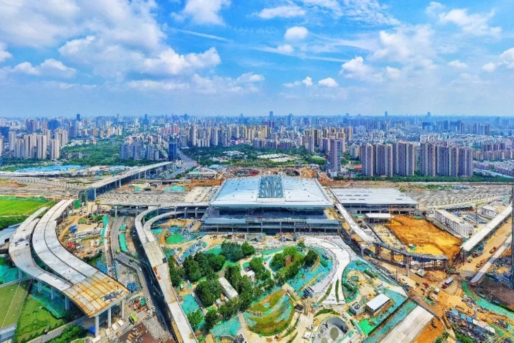 高铁西站.jpg